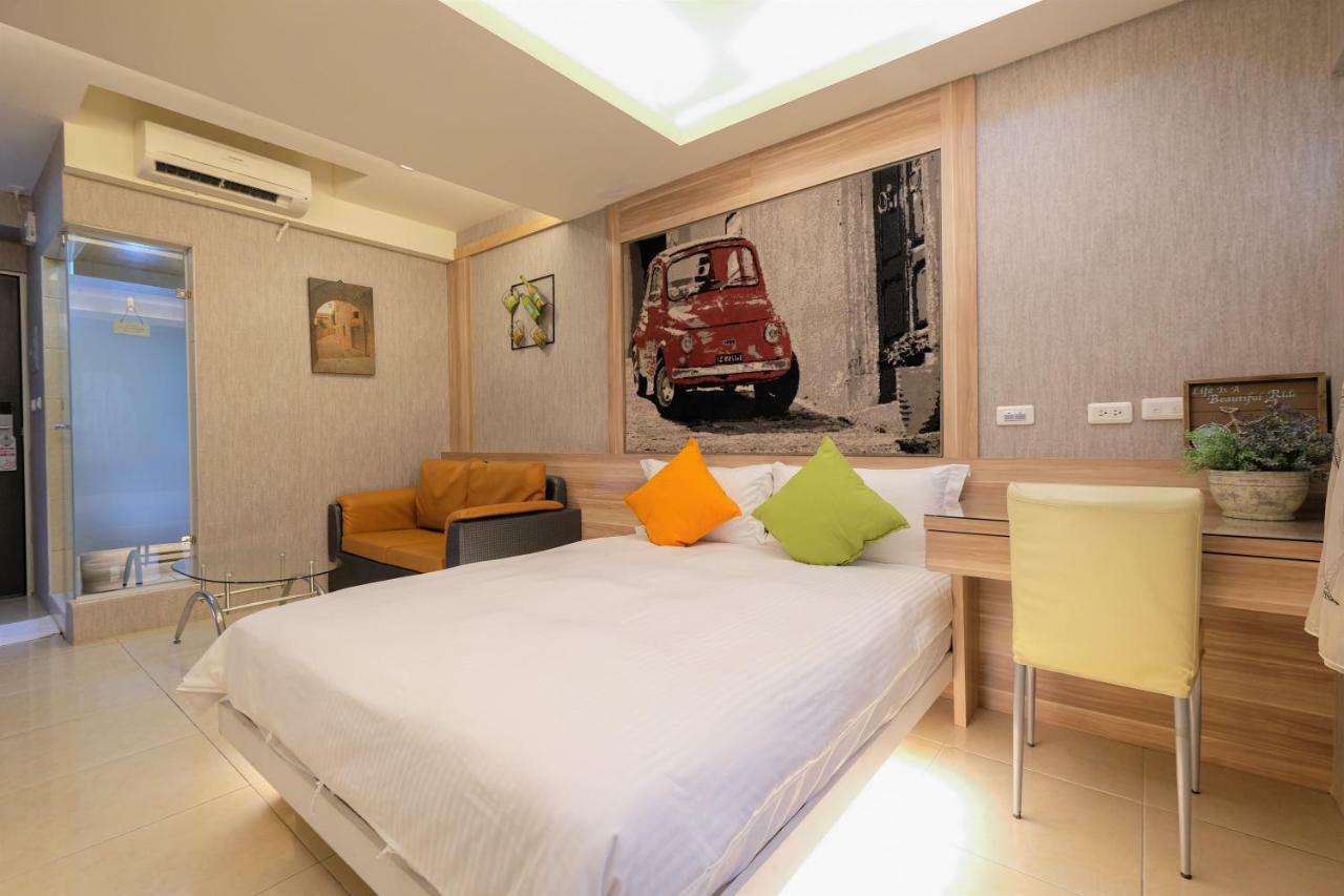 Lj Hotel Kaohsiung Exterior photo